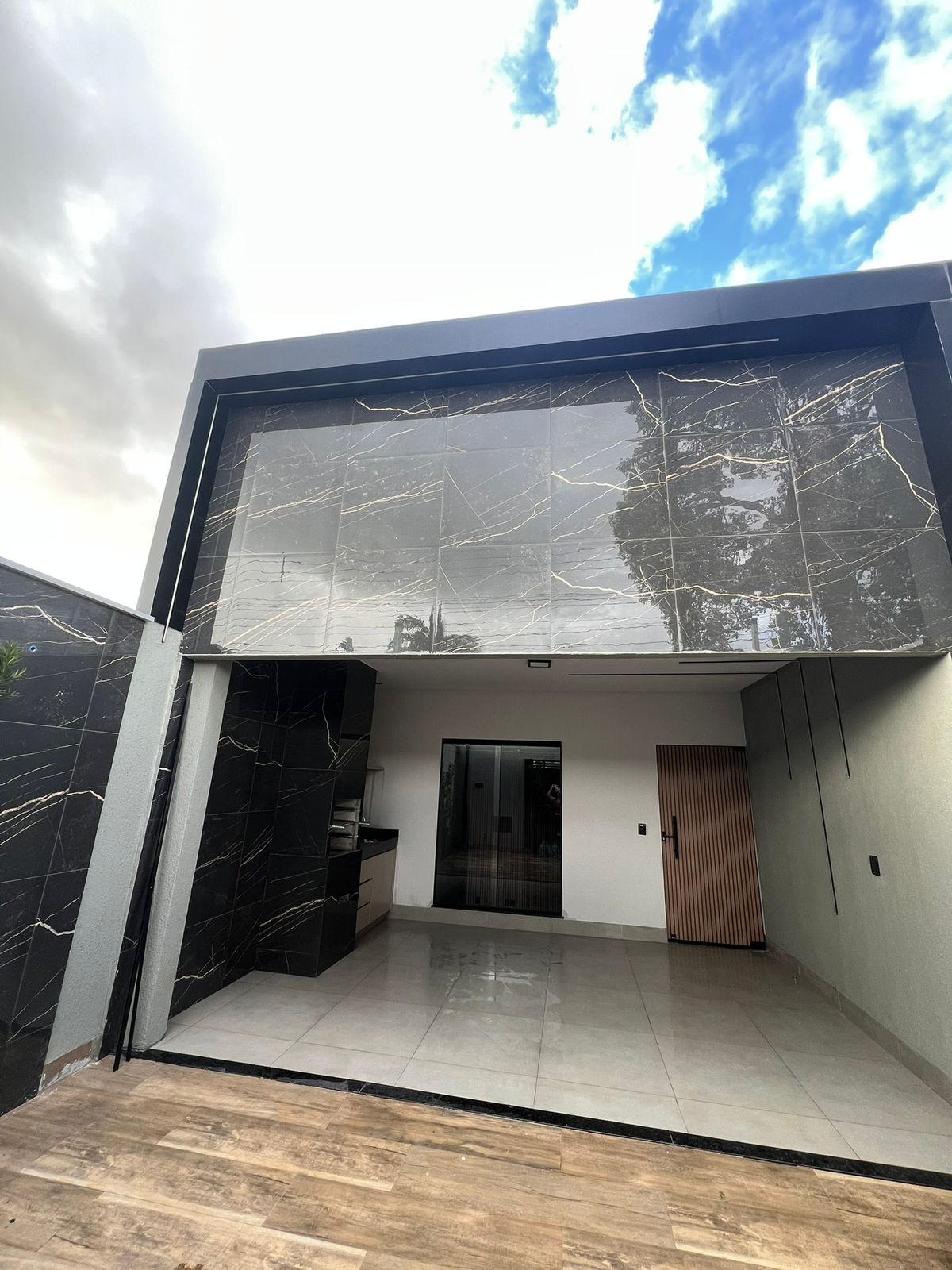 OPORTUNIDADE CASA À VENDA NO SETOR MAYSA 1
