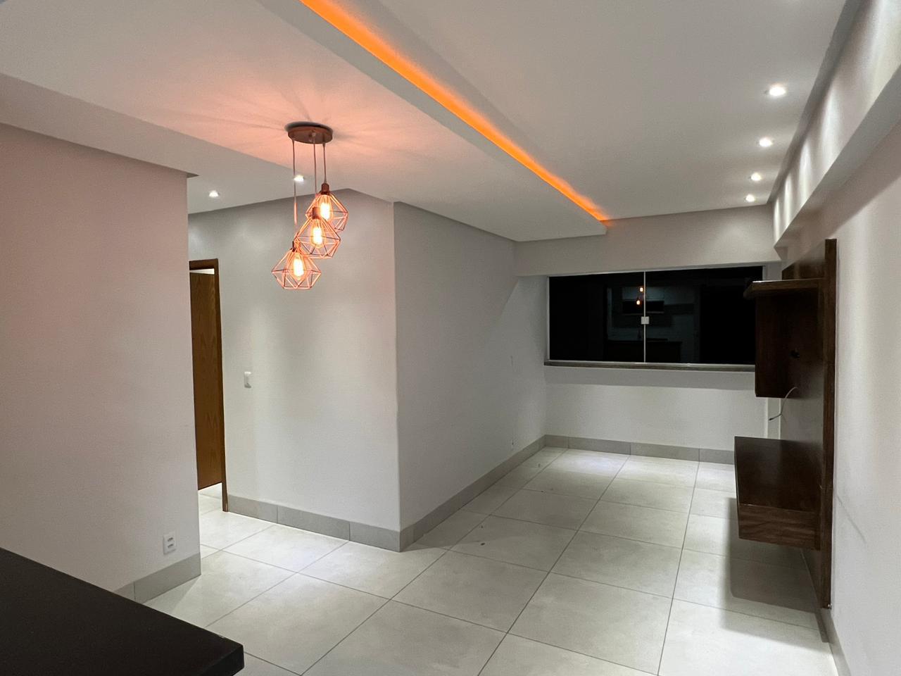 Apartamento 2 quartos com Suíte - Maria Inês - A poucos minutos do Buriti Shopping