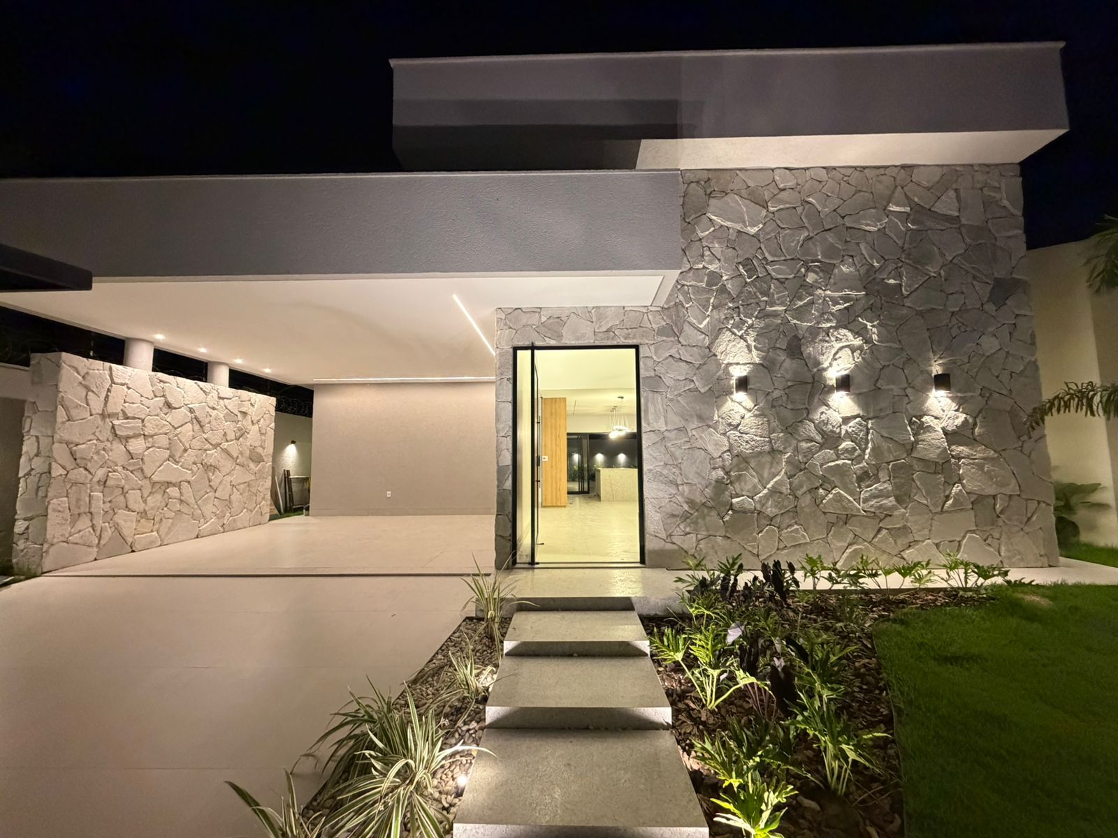 Casa de Alto Padrão - Jardim Atlântico