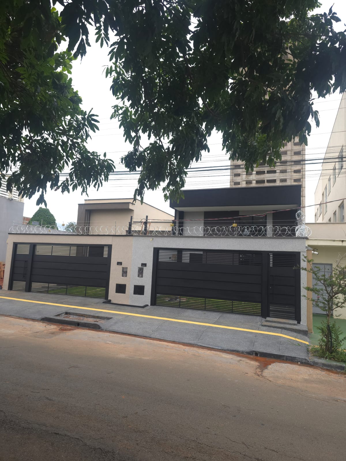 CASA TÉRREA DE MÉDIO-ALTO PADRÃO - JARDIM ATLÂNTICO